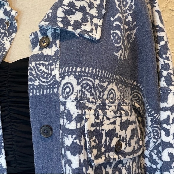 Free People Women's Ruby Navy Combo Shacket Jacket Size Medium NWT - Picture 4 of 10